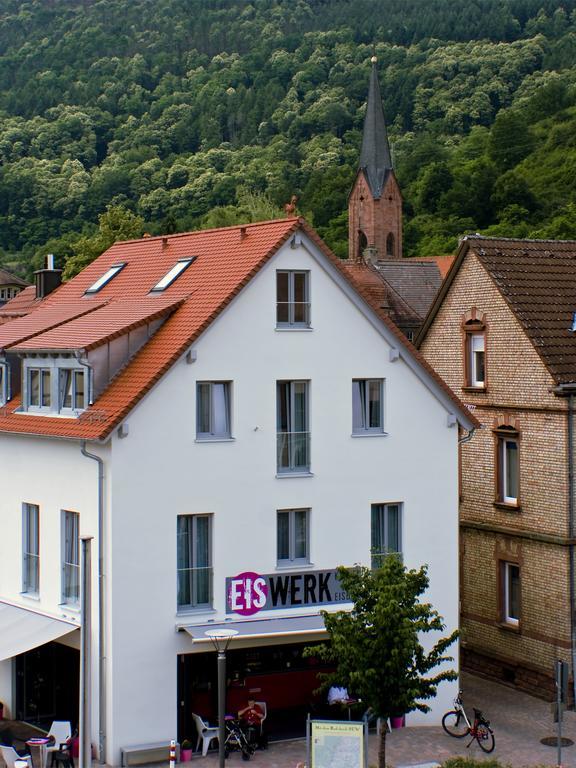 Gaestehaus Eschers Eiswerk Hotel Annweiler am Trifels Exterior foto